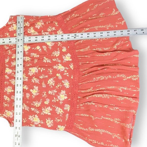 Maurices Top Womans Sz XS Coral Floral Sleeveless Peplum Crochet Lace Trim Tunic - Picture 9 of 13